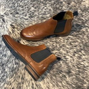 NWOT ASOS Silver Street Collection Size 7 boot.